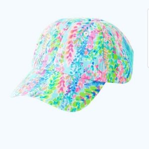 ISO Lilly Pulitzer run around hat in Catch the Wave print